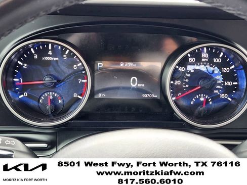 Used 2022 Kia Carnival LX FWD image 15