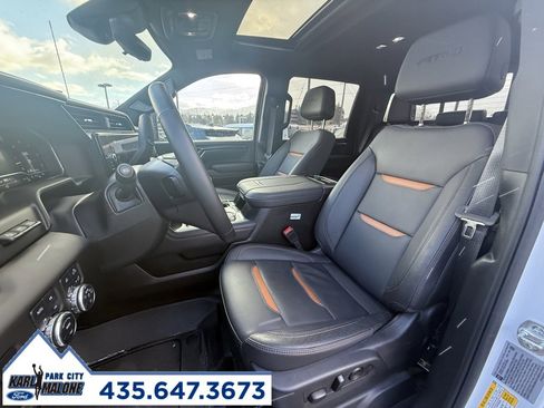 Used 2025 GMC Sierra 3500 AT4 w/ AT4 Premium Plus Package image 13