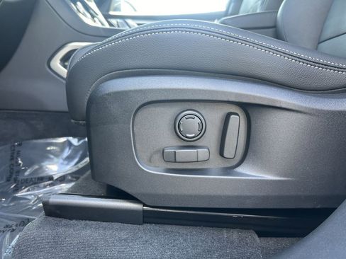 Used 2025 Jaguar F-PACE R-Dynamic S image 20