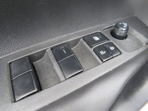 Used 2022 Toyota Corolla SE image 33