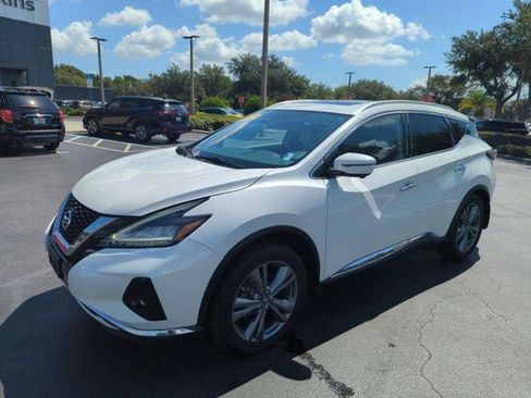 Certified 2019 Nissan Murano Platinum w/ Cargo Package AWD/4WD image 14