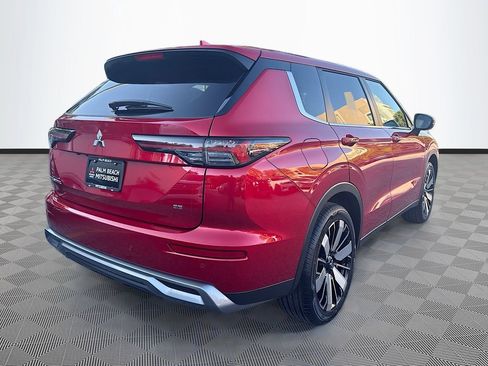 New 2026 Mitsubishi Outlander SE image 5