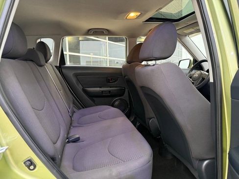 Used 2013 Kia Soul image 12