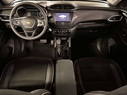 Used 2023 Chevrolet TrailBlazer LS FWD image 16