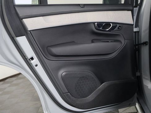Used 2025 Volvo XC90 B6 Ultra image 14