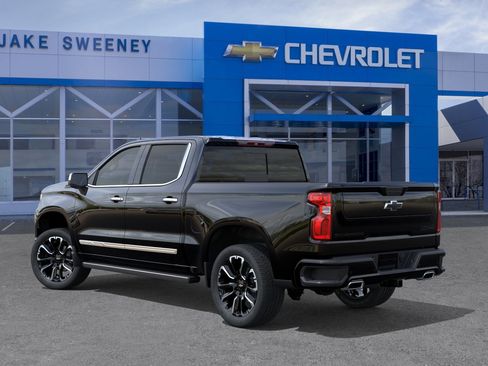 New 2026 Chevrolet Silverado 1500 High Country w/ Technology Package AWD/4WD image 3