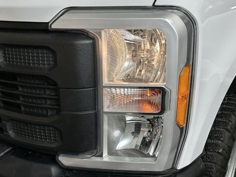Used 2023 Ford F250 XL w/ XL Off-Road Package image 34
