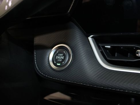 New 2025 Chevrolet Equinox LT w/ Convenience Package II image 37