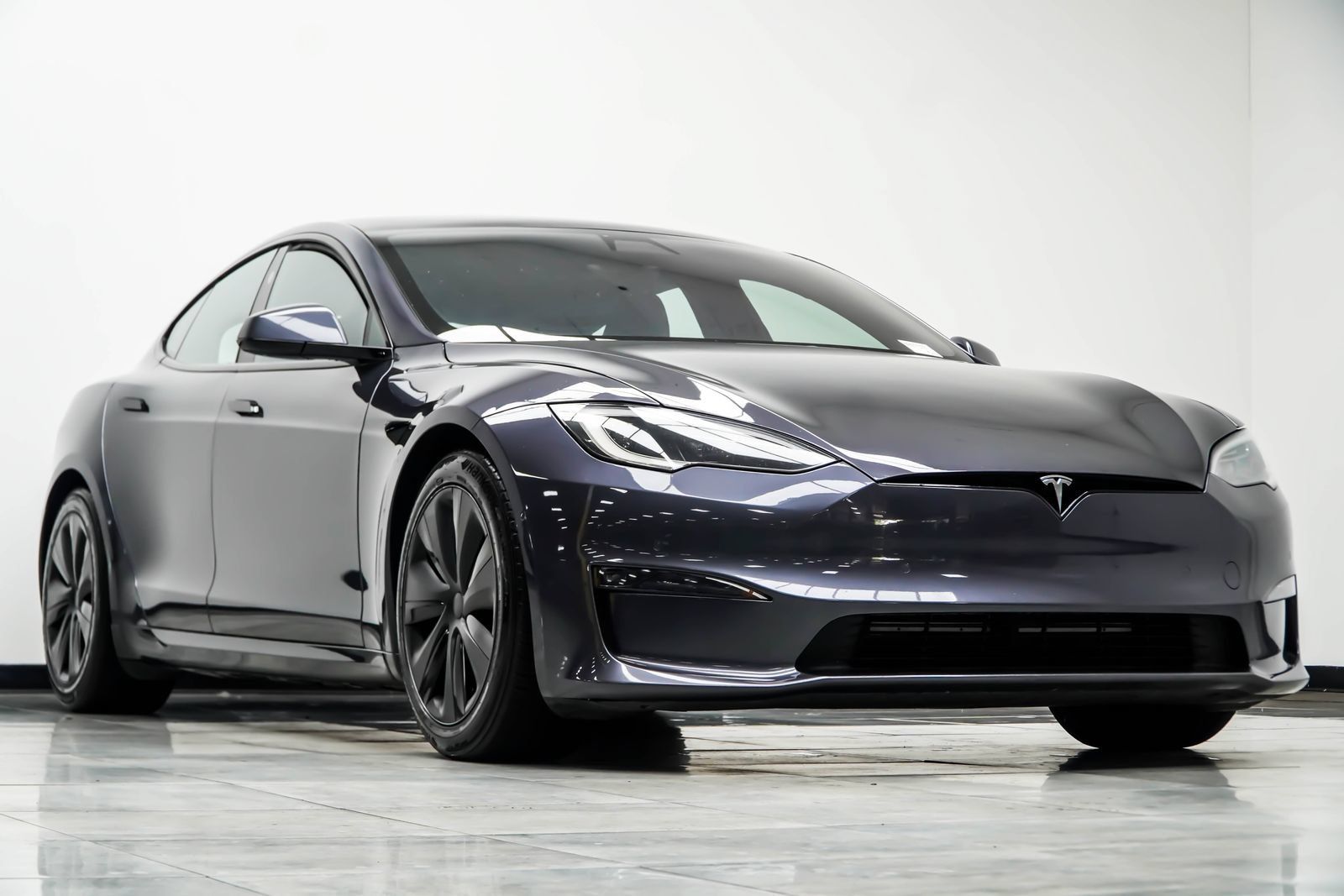 Used 2022 Tesla Model S AWD/4WD image 5