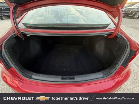 Used 2020 Hyundai Elantra SE FWD image 30