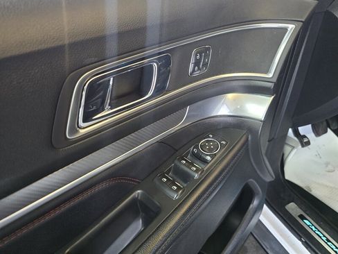 Used 2017 Ford Explorer Sport w/ Equipment Group 401A image 39