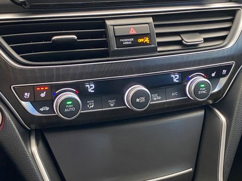 Used 2022 Honda Accord Touring image 27