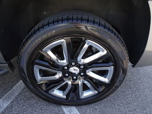 Used 2019 Chevrolet Tahoe LT w/ Luxury Package image 43