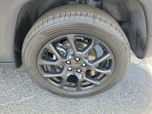 Used 2024 Jeep Compass Latitude w/ Altitude Special Edition image 6