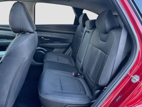 Certified 2025 Hyundai Tucson SEL AWD/4WD image 11