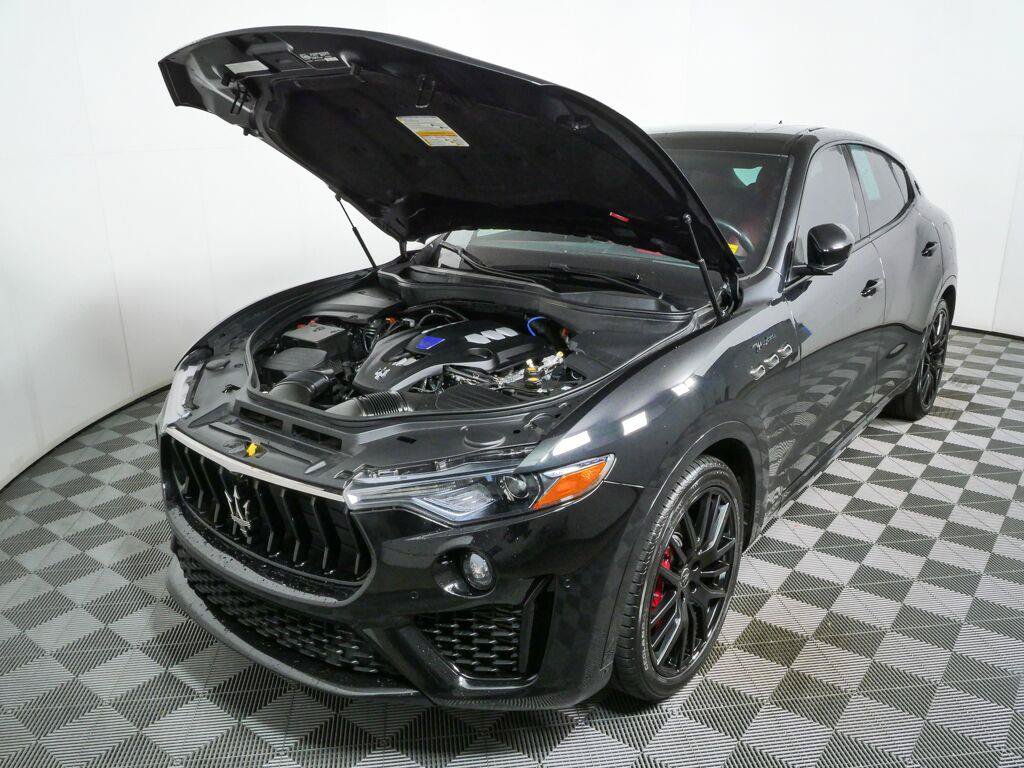 Used 2022 Maserati Levante Modena AWD/4WD image 32