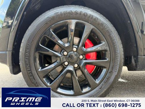 Used 2019 Jeep Grand Cherokee Altitude AWD/4WD image 24