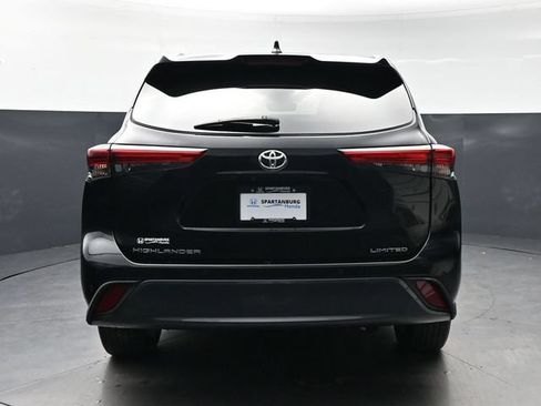 Used 2020 Toyota Highlander Limited FWD image 6