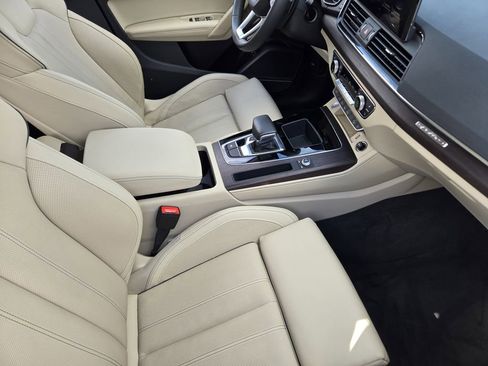 Certified 2023 Audi Q5 e Prestige w/ Prestige Package image 18