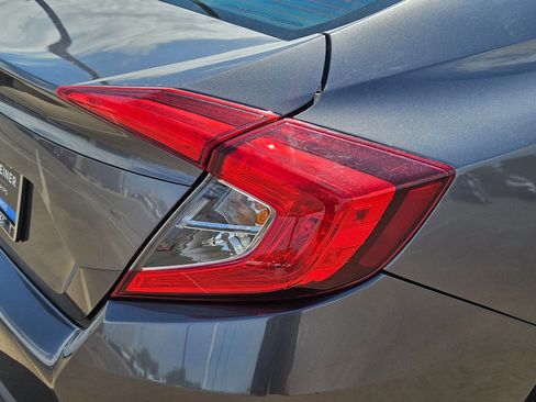 Used 2017 Honda Civic EX image 12