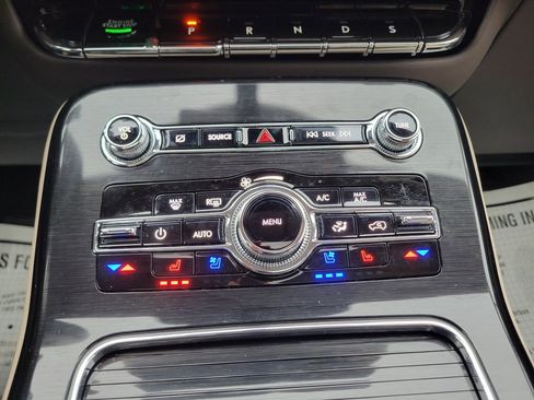 Certified 2023 Lincoln Nautilus Reserve w/ Equipment Group 201A image 8