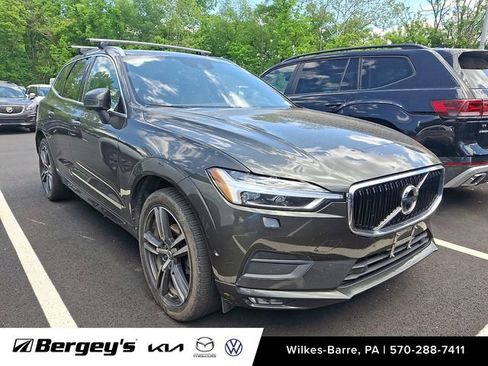 Used 2018 Volvo XC60 T5 Momentum w/ Advanced Package AWD/4WD image 3