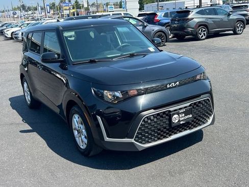 Certified 2024 Kia Soul LX w/ Option Group 015 FWD image 7