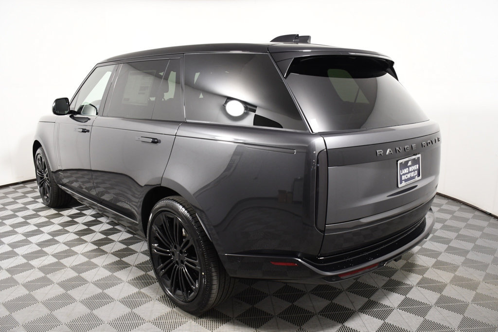 New 2026 Land Rover Range Rover Long Wheelbase SE AWD/4WD image 4