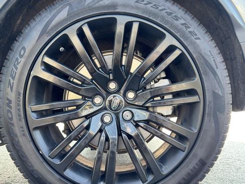 Used 2018 Land Rover Discovery HSE Luxury AWD/4WD image 24