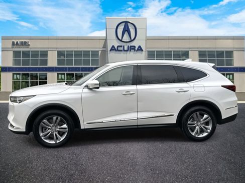 Certified 2023 Acura MDX SH-AWD image 2