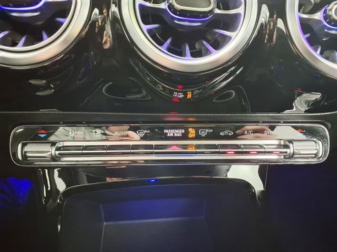 Used 2023 Mercedes-Benz CLA 250 image 20