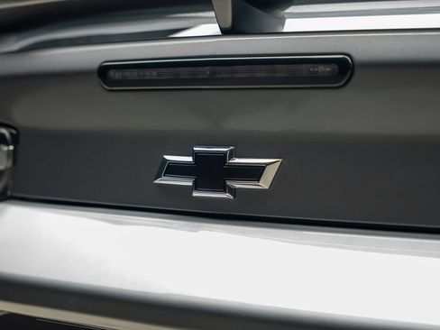 Used 2022 Chevrolet Camaro ZL1 RWD image 16
