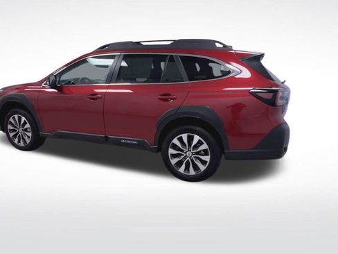 Used 2025 Subaru Outback Limited AWD/4WD image 6