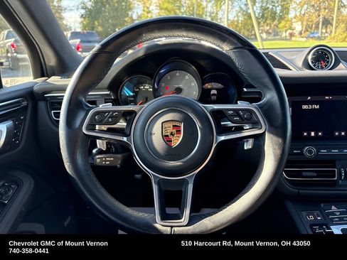 Used 2021 Porsche Macan S image 13
