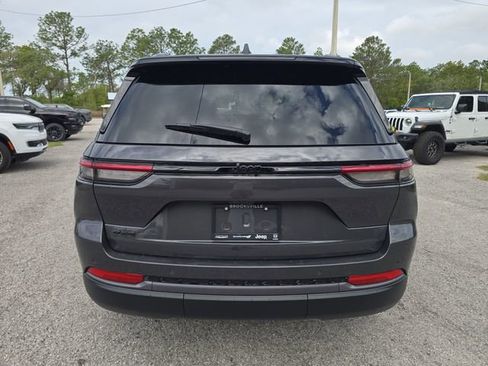 New 2026 Jeep Grand Cherokee Limited AWD/4WD image 5