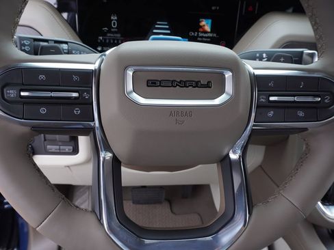 New 2026 GMC Yukon Denali w/ Advanced Technology Package image 20