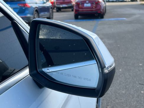 Used 2021 Audi Q5 Premium w/ Convenience Package image 13