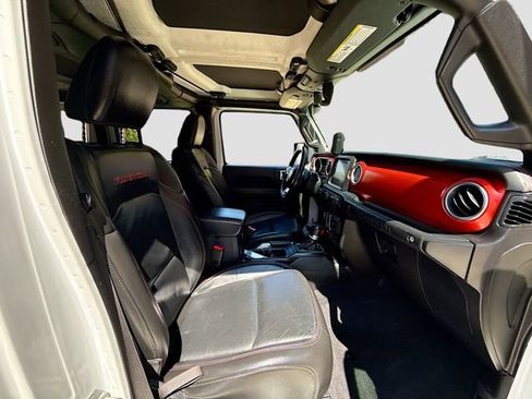 Used 2018 Jeep Wrangler Unlimited Rubicon image 28