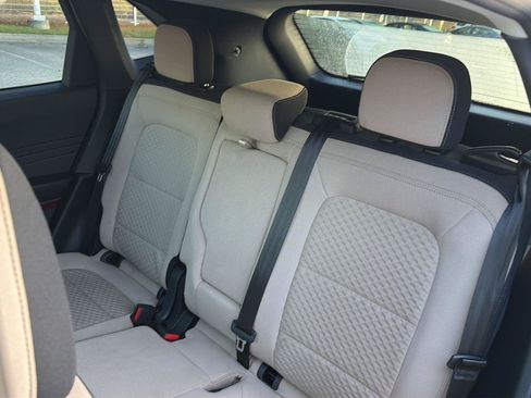 Used 2022 Ford Escape SE w/ SE Sport Appearance Package FWD image 31
