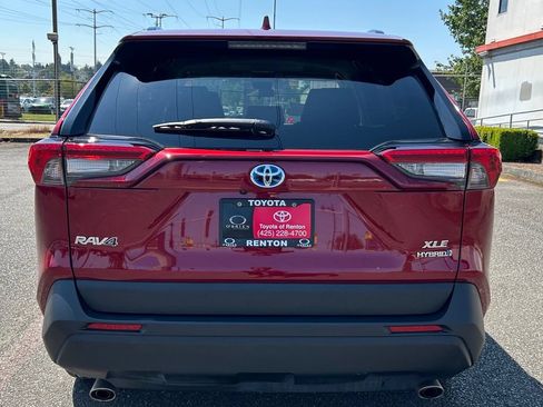 Certified 2024 Toyota RAV4 XLE AWD/4WD image 6