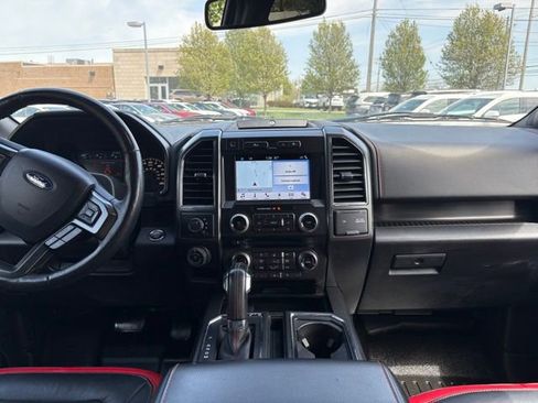 Used 2018 Ford F150 Lariat w/ Equipment Group 502A Luxury AWD/4WD image 21
