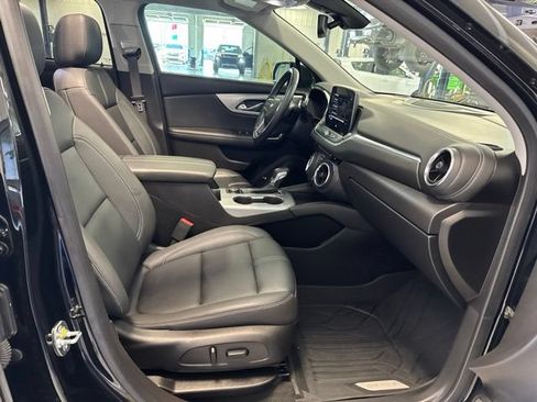 Used 2023 Chevrolet Blazer LT w/ Midnight/Sport Edition FWD image 19
