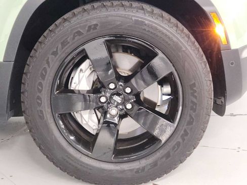 Used 2023 Land Rover Defender 110 75th Limited Edition AWD/4WD image 8