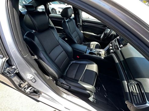 Used 2022 Honda Accord Sport image 13