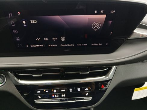 New 2026 Buick Envista Sport Touring FWD image 16