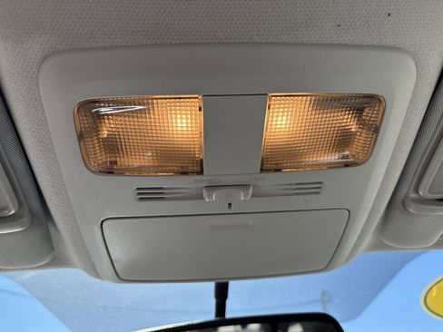 Used 2014 Subaru Forester 2.5i Premium w/ Popular Package #2 image 20