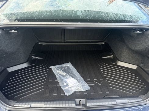 New 2025 Subaru Legacy Premium image 31