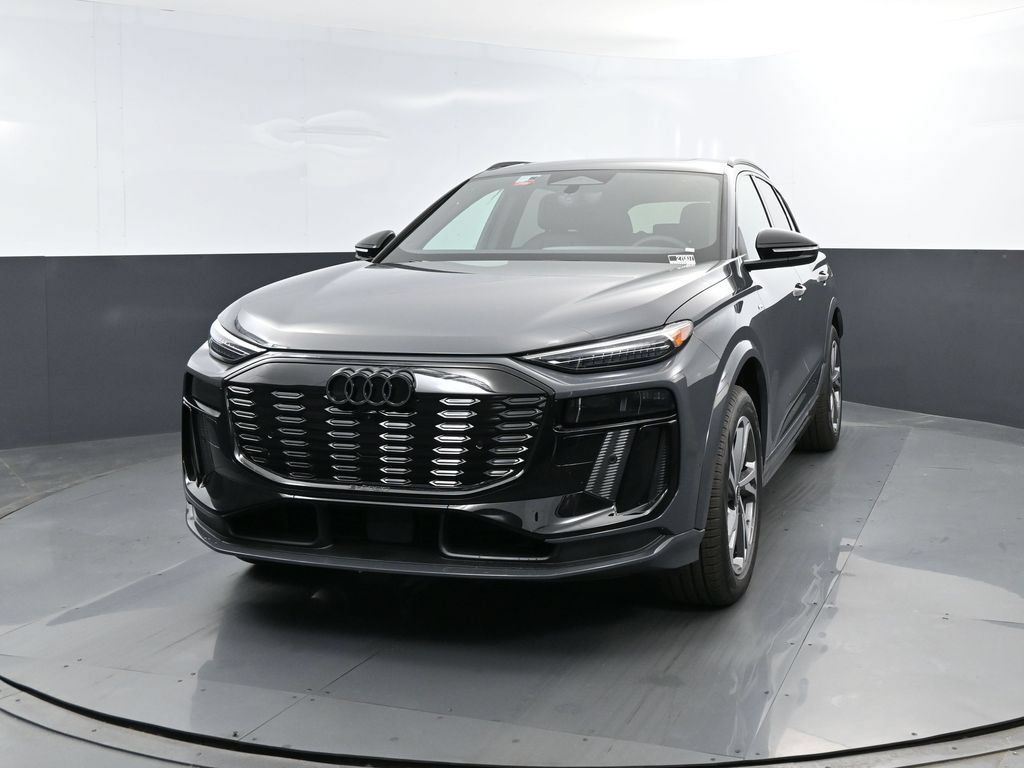 New 2027 Audi Q6 e-tron Premium AWD/4WD image 2