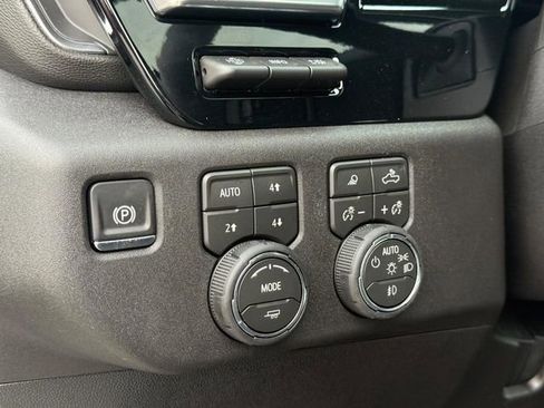 New 2026 Chevrolet Silverado 3500 LTZ w/ LTZ Premium Package AWD/4WD image 17