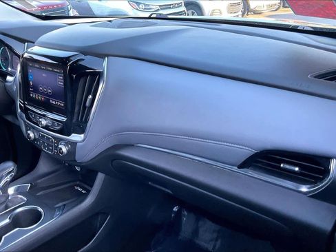 Certified 2021 Chevrolet Traverse Premier w/ LPO, Floor Liner Package image 15